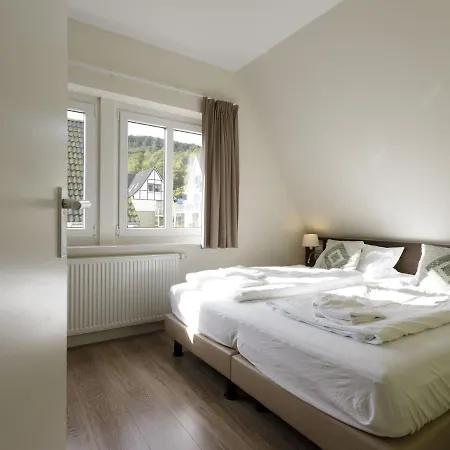 Comfy With Two Bathrooms, Close To A * Heimbach